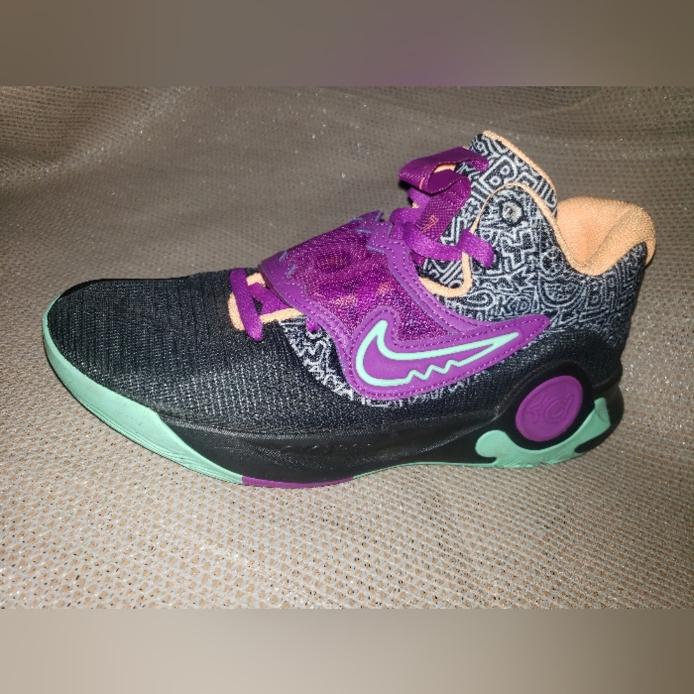 Size 9 NIKE KD Trey 5 X Brooklyn Courts Mens Sneakers Basketball Shoes